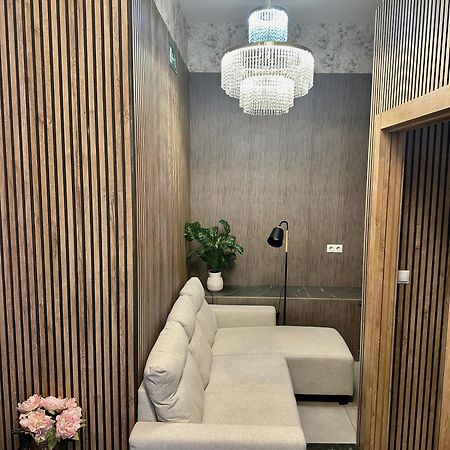 Velvet Hostels Pacifico Madrid Ngoại thất bức ảnh