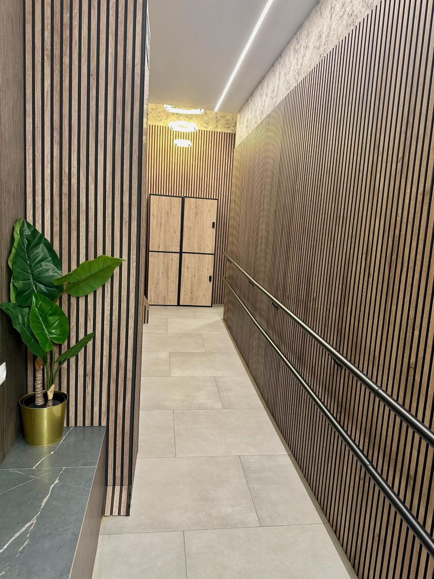 Velvet Hostels Pacifico Madrid Ngoại thất bức ảnh