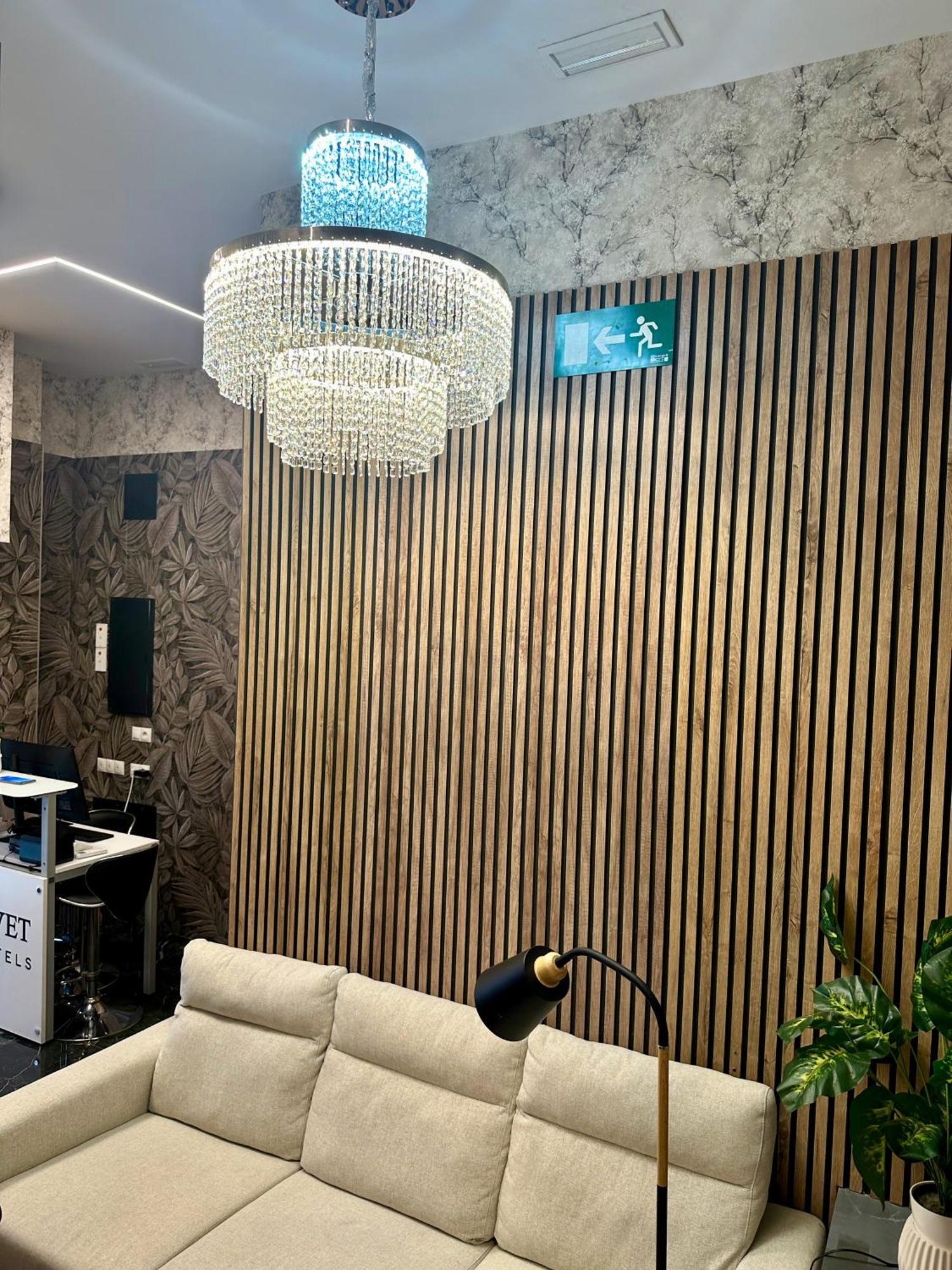 Velvet Hostels Pacifico Madrid Ngoại thất bức ảnh